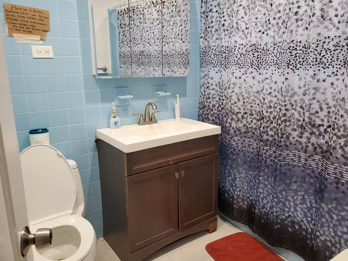 Private Room for Rent by Week in Glendale