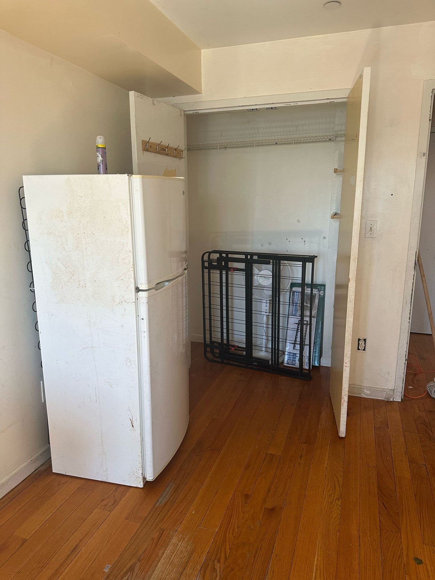 Habitación privada cerca del tren 7