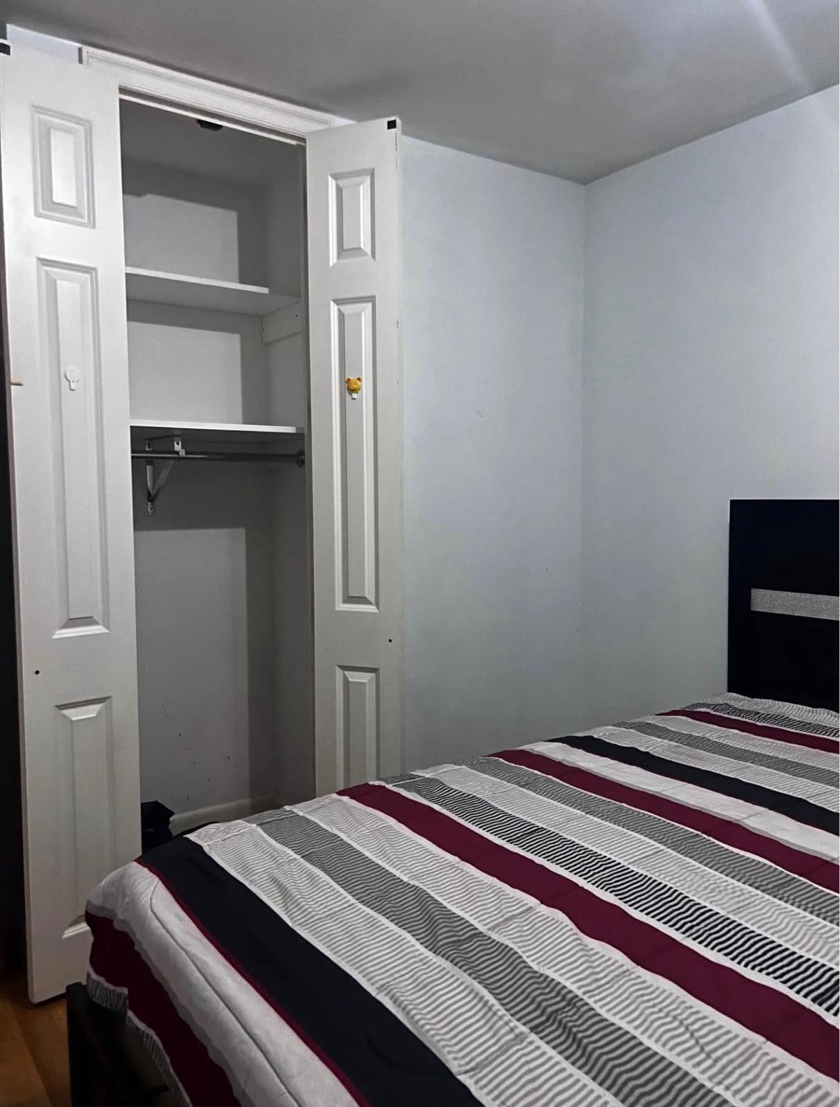 Furnished room in an exclusive area