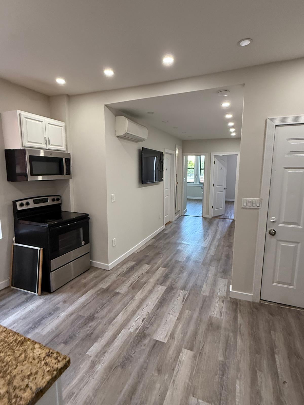 Private Room for Rent – Quiet & Clean Apartmen