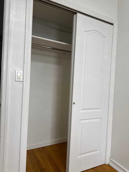 Habitación privada sin amoblar en flushing, Queens