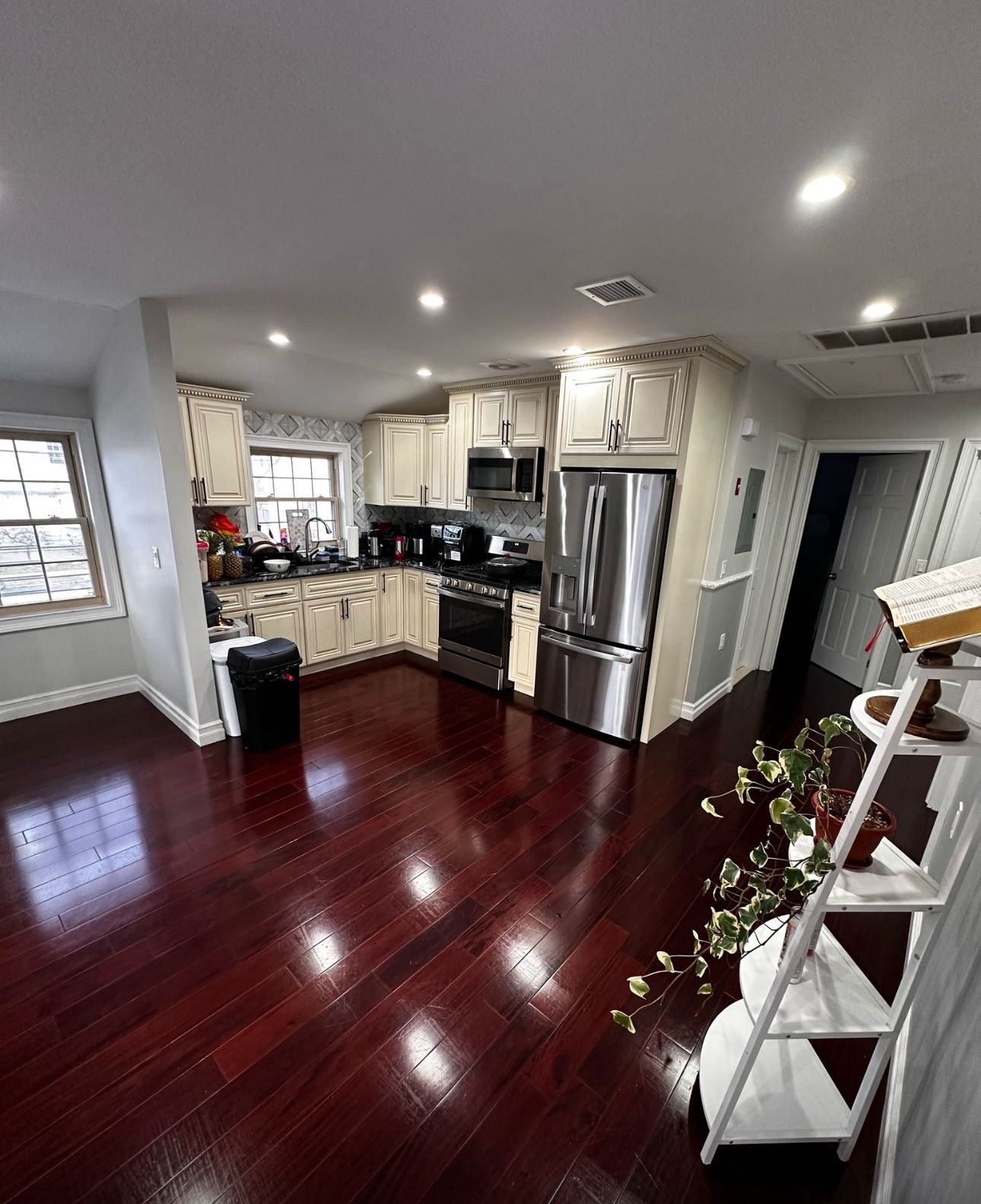 Habitación grande en casa hermosa en South Ozone Park