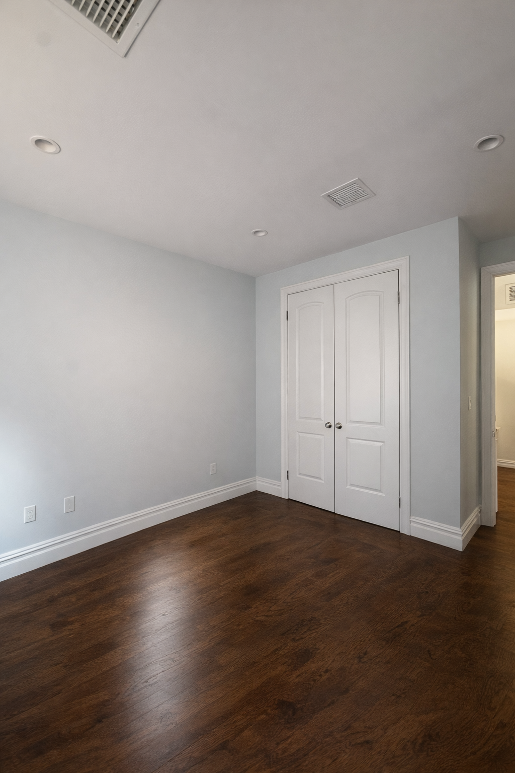 Habitación Privada Sin Amoblar en Cypress Hills