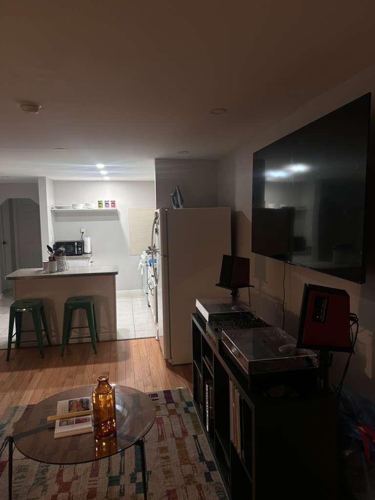 Brooklyn room and private bathroom