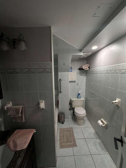 Brooklyn room and private bathroom