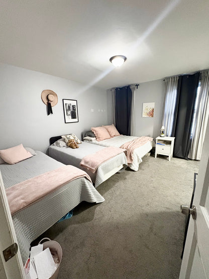 Furnished room for rent in Queens!