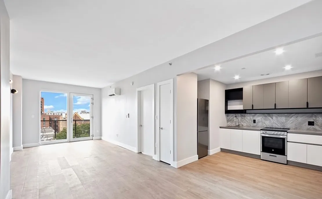 Modern Studio / 1 Bathroom Apartment in Flatbush