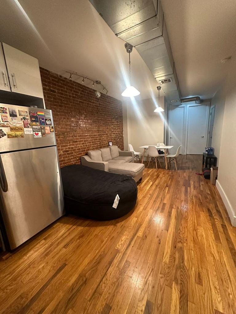 Habitación privada en Bedford-Stuy, Ideal para una persona, pareja o dos personas