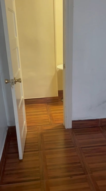 Se renta habitación privada en Woodhaven!