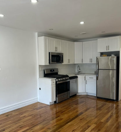 Apartment for rent in East Flatbush!