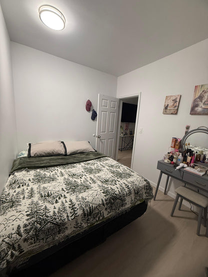 Habitación privada para mujer en college point
