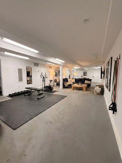 Spacious 5 Bedroom, 3 Bathroom Apartment in Bushwick