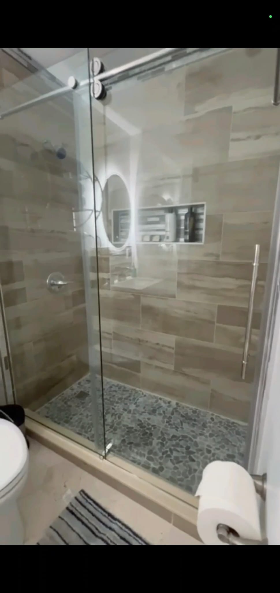 ¡Habitación privada muy linda en Ridgewood!