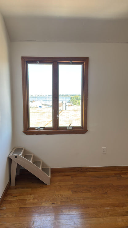 Private room for rent in College Point, available now!