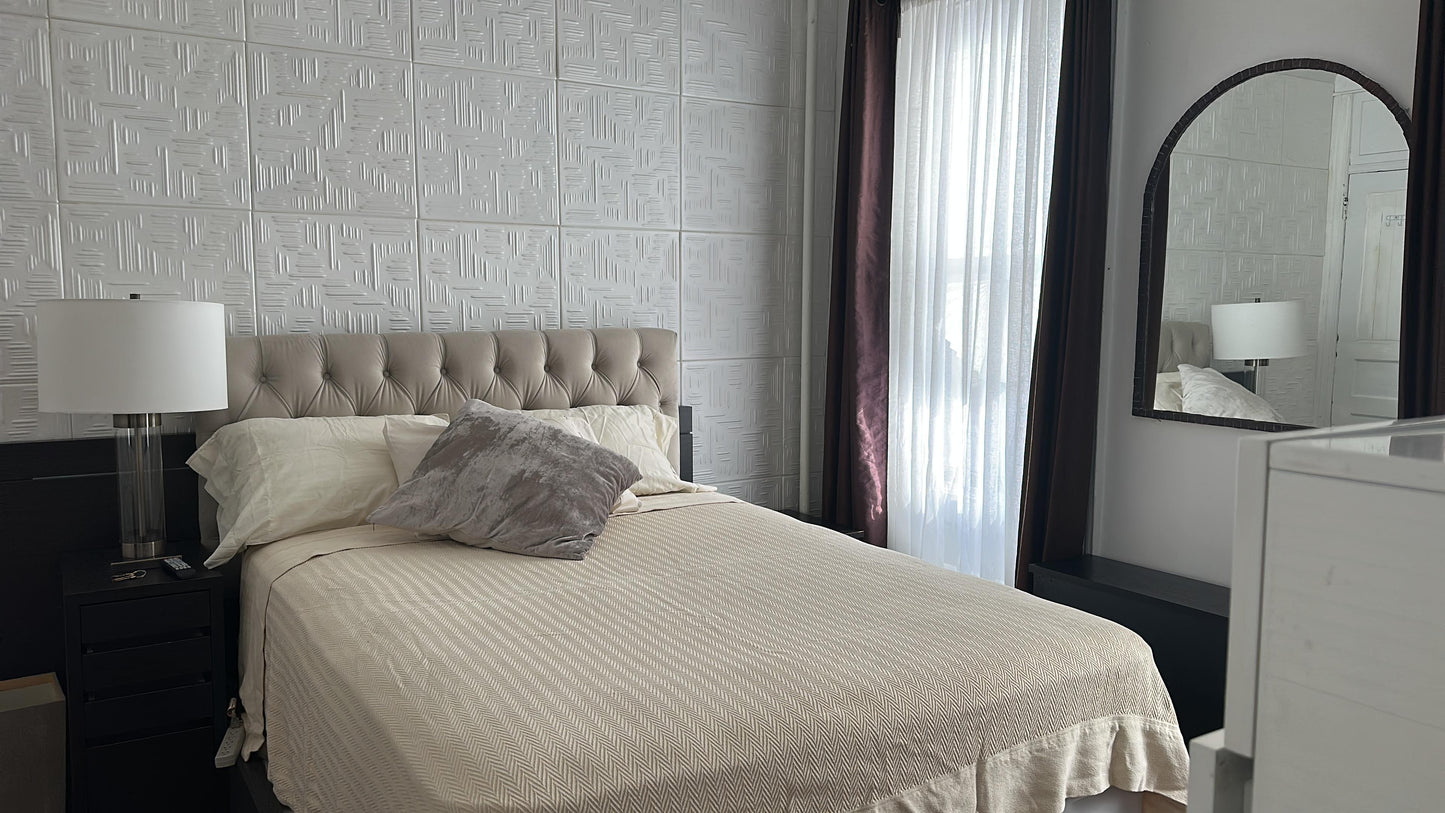 Room with private entrance in Ridgewood Queens