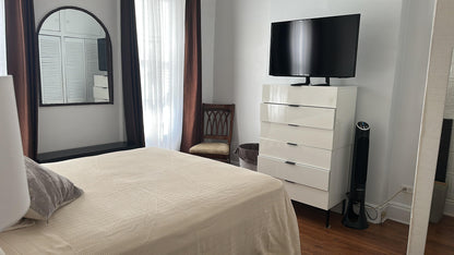 Room with private entrance in Ridgewood Queens