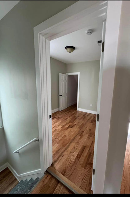 Room for rent in Newark, New Jersey - For a woman