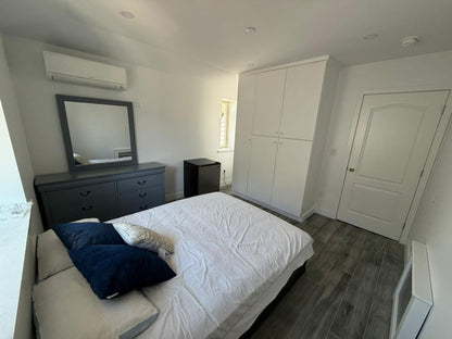 Beautiful Room in Maspeth, Queens – Comfort and Peace in NYC!