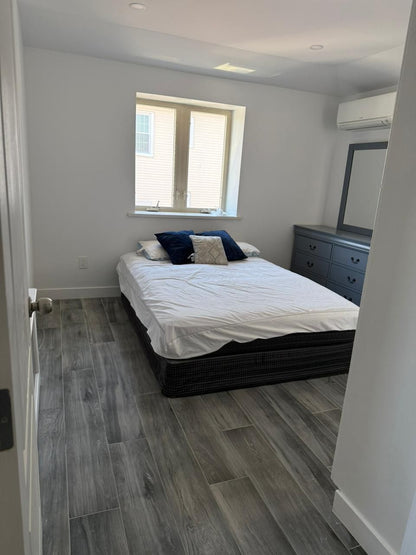 Beautiful Room in Maspeth, Queens – Comfort and Peace in NYC!