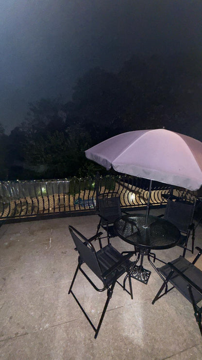 Comfortable family room near the police training academy in NY