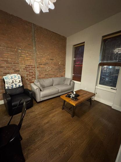 Private room in Brooklyn for one woman