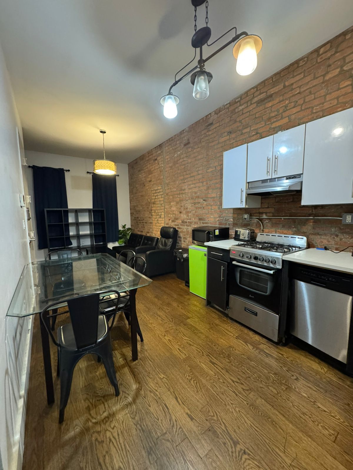 Basement compartido en Brooklyn